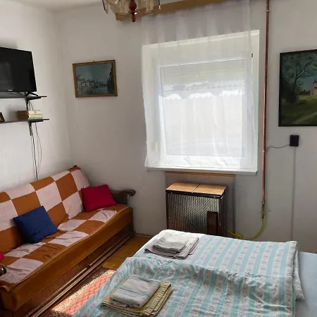 Irenke Apartman Διαμέρισμα *