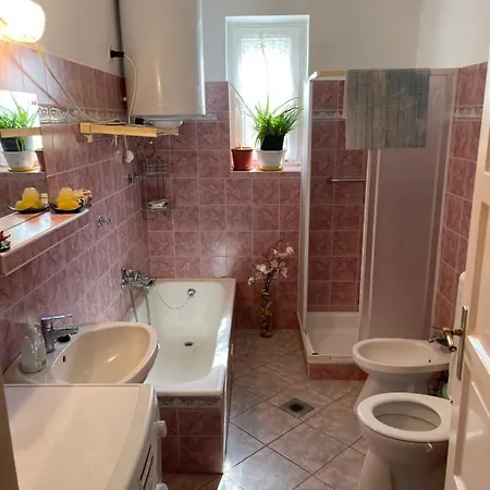 Διαμέρισμα Irenke Apartman