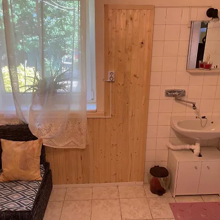 Irenke Apartman Apartament *