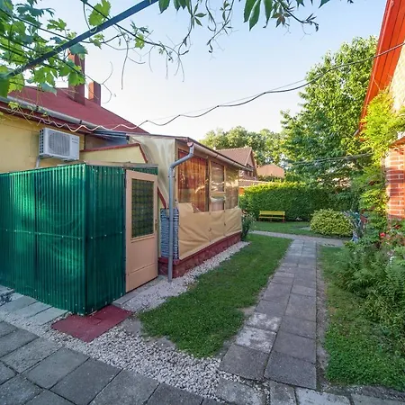 Irenke Apartman Apartament Balatonföldvár
